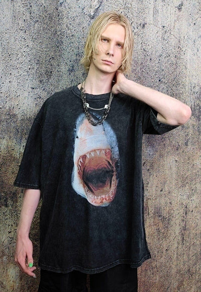 Shark print t-shirt jaw movie tee sea top in vintage black