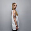 Chain attachment sleeveless top silky tank top crew neck high fashion t-shirt necklace attachment vest glam rock jumper in white