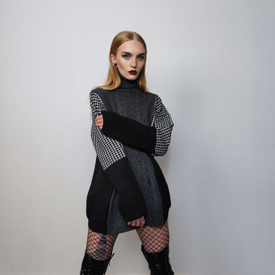 Grunge turtleneck hound-tooth sweater contrast stitching edgy jumper oversize knitted top raised neck sweat cable knitwear pullover in grey