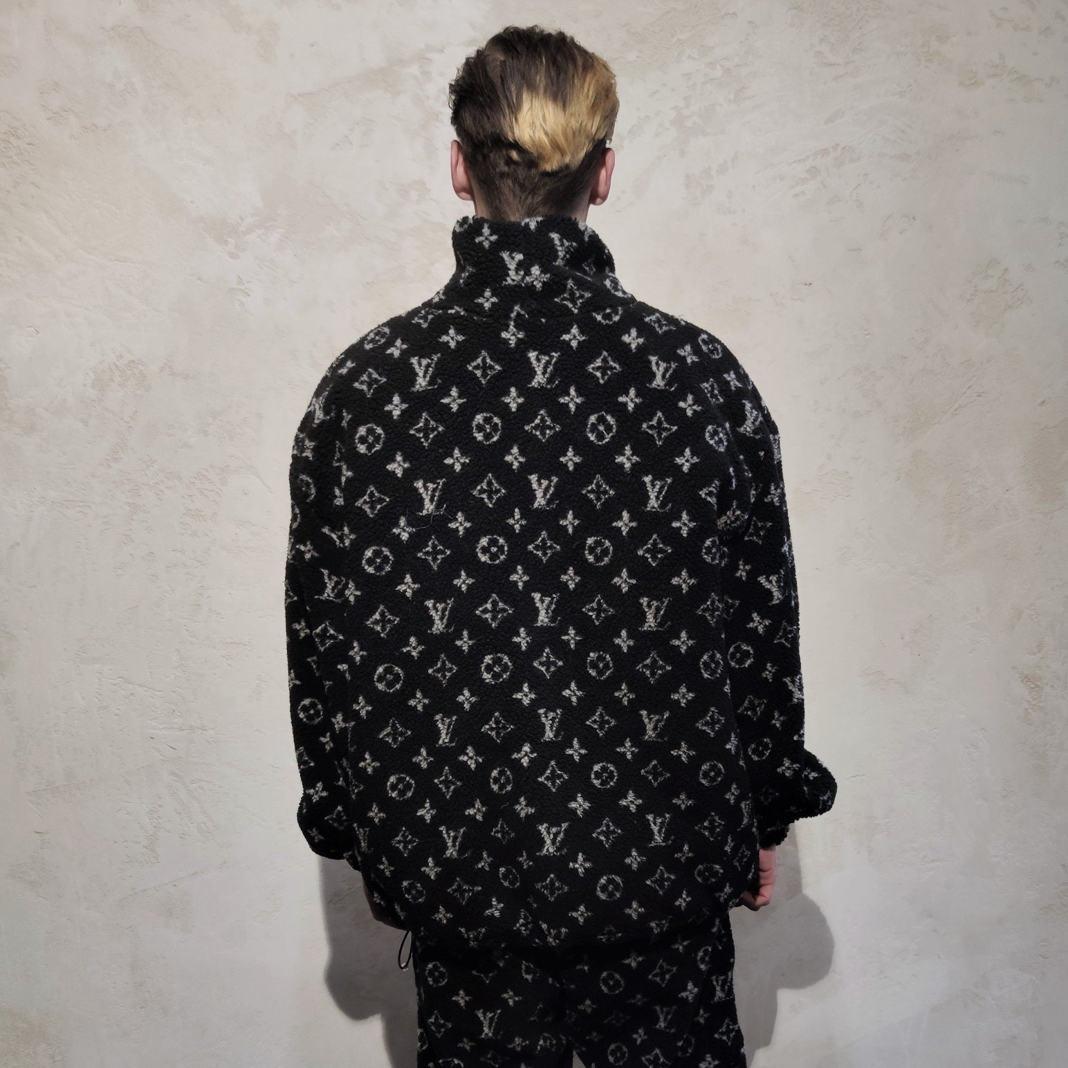 Handmade LV fleece jacket in black towel bomber black - NOW MILLENNIAL