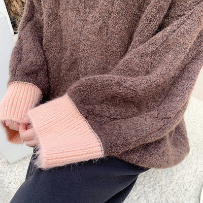 Round neck mink velvet xontrast sleeves finish sweater