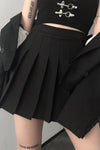 black pleated wild waist short skirt